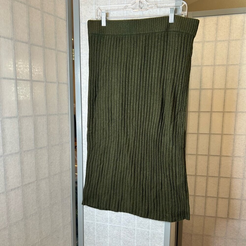 Olive Green Ribbed Knit Skirt